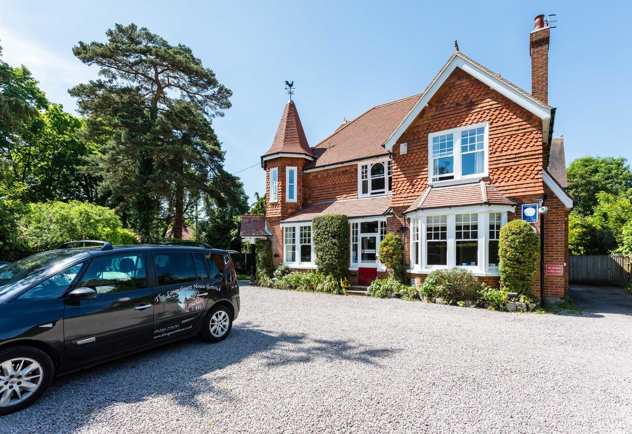The Lawn Guest House Gatwick Горлі Екстер'єр фото