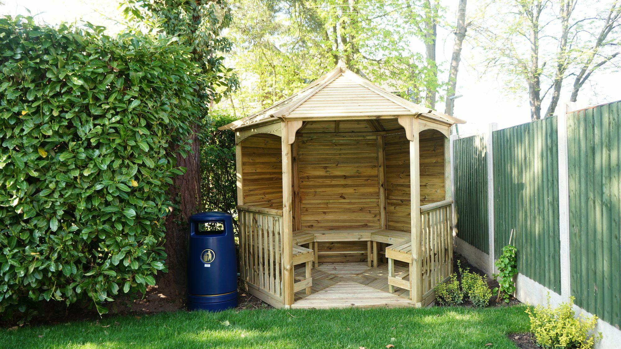 The Lawn Guest House Gatwick Горлі Екстер'єр фото